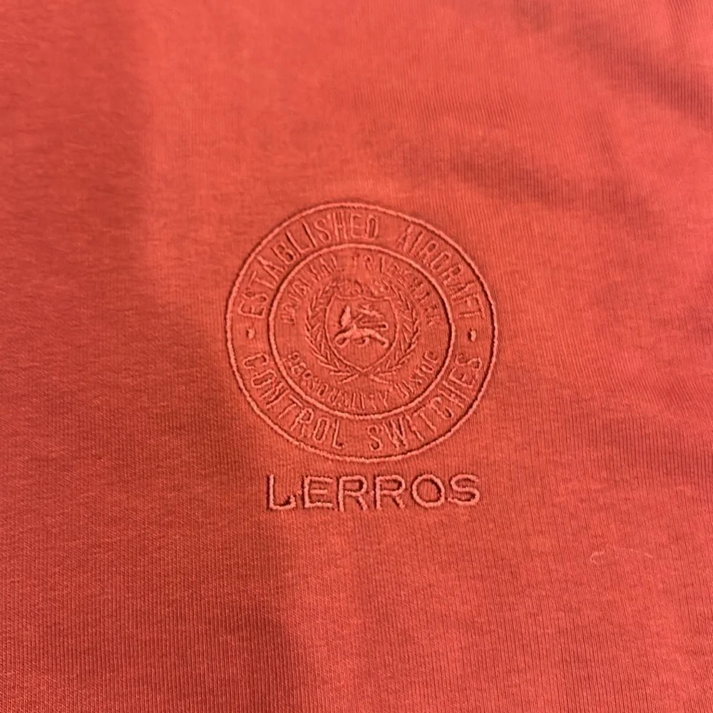 Lerros brick maroon zip up sweater with front pockets & emblem by front top XL